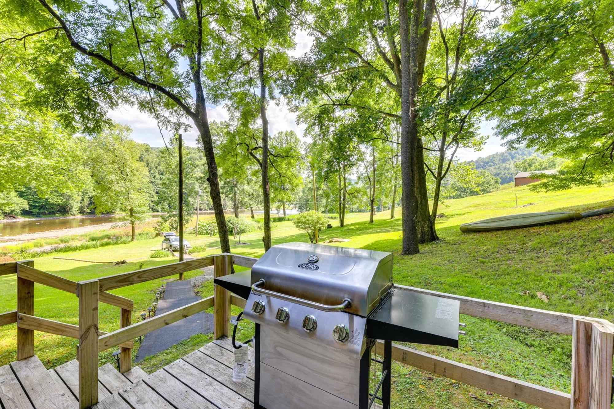 Charming Parsons Cabin With Grill On The Cheat River Exterior photo